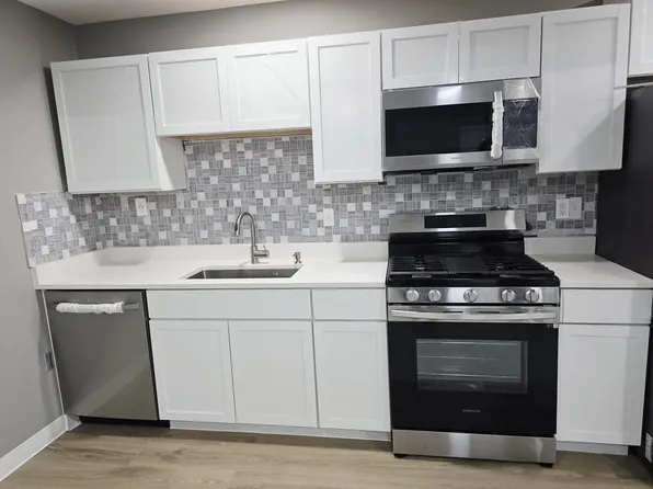 8167 180th St W, Lakeville, MN 55044