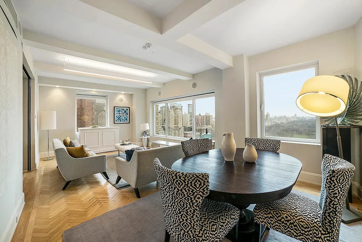 160 Central Park South — Photo 2