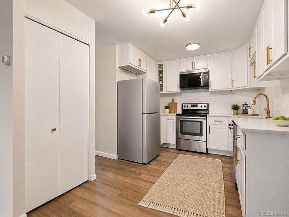 3rd image of 675 S Alton Way #9C