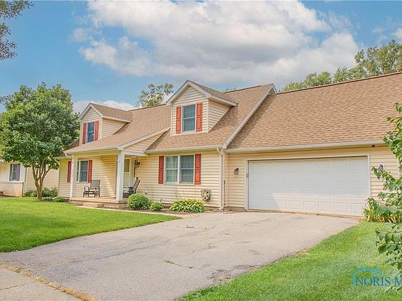 3rd image of 5908 Sunrise Cir