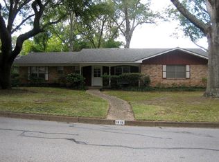 1815 Pinecrest Dr, Tyler, TX 75701