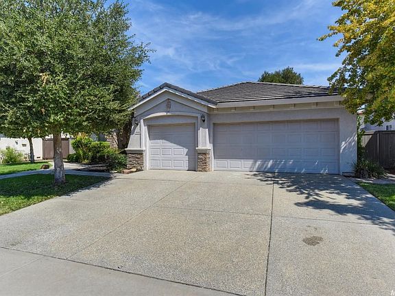 3rd image of 9569 E Park Dr