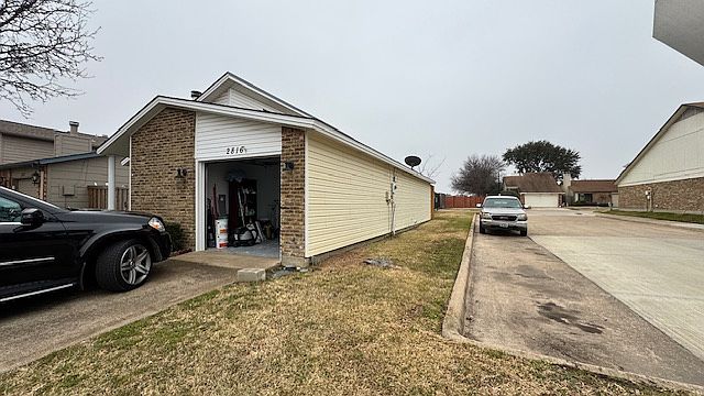 1st image of 2816 Southern Cross Dr