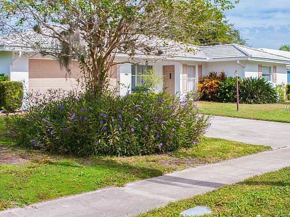 2nd image of 7283 Antigua Pl