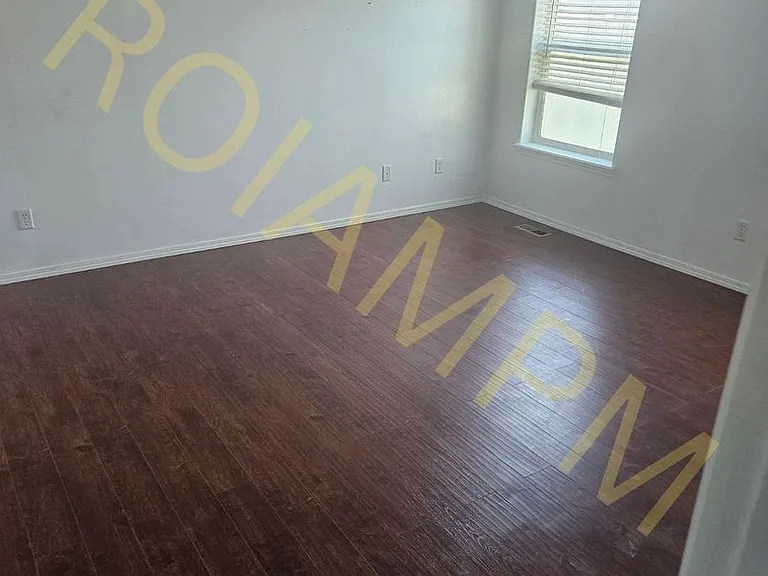 1064 Arrow Wood Ct — Photo 4