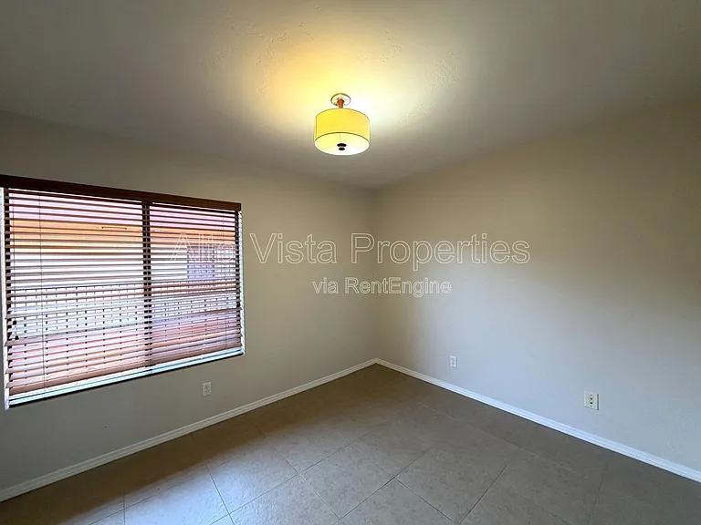 2849 E St #17 — Photo 13