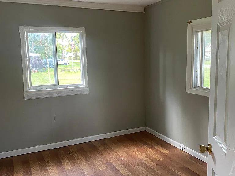 35831 Beverly Rd — Photo 14