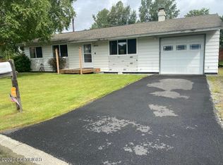 8401 Dagan St, Anchorage, AK 99502