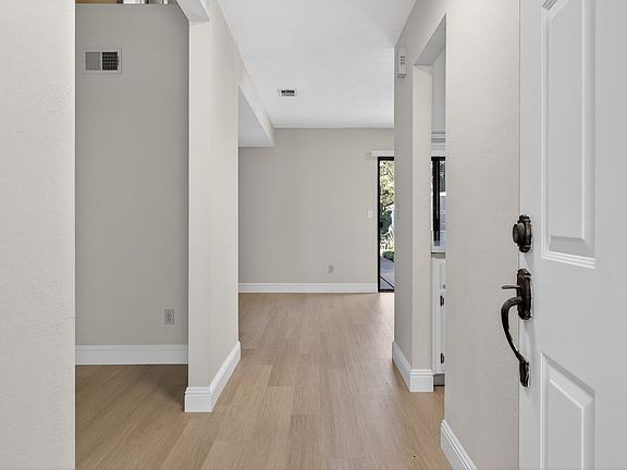 2nd image of 338 Scottsdale Rd