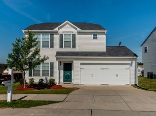 4813 Cutstone Ct, Raleigh, NC 27610