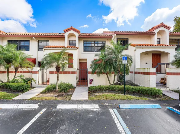 109 Liberty Court #109, Deerfield Beach, FL 33442