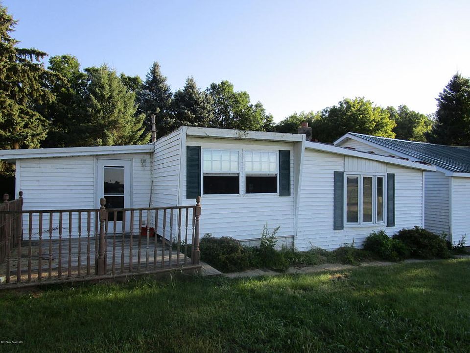 2nd image of 52035 340th St