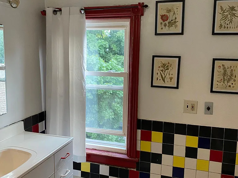 30 Violet St — Photo 14