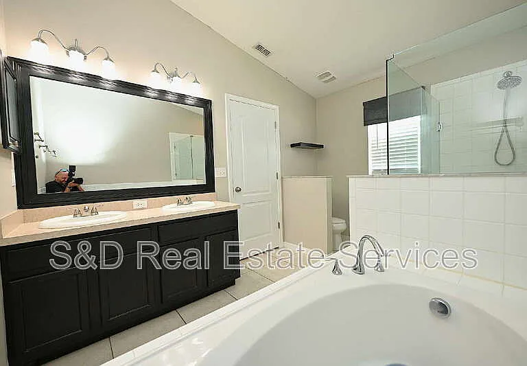 7147 Cedarcrest Blvd — Photo 22