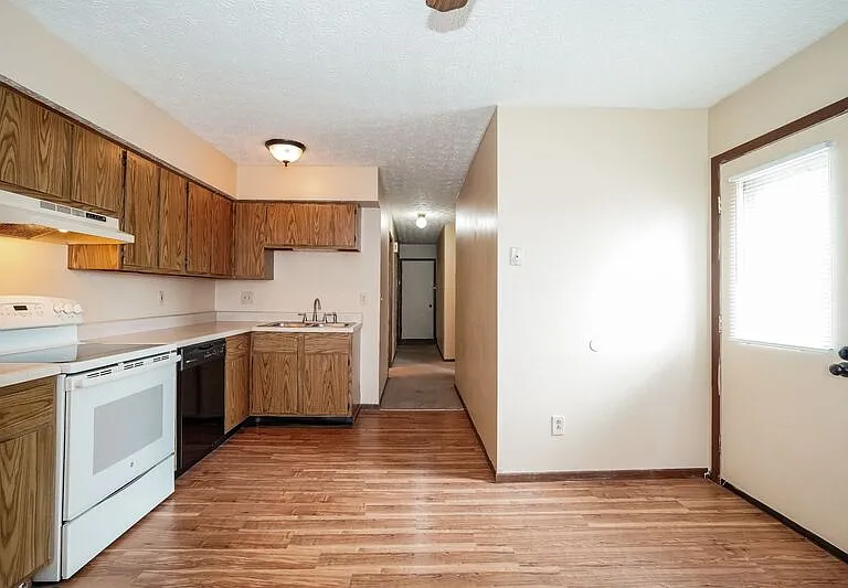 2510 Thimbleberry Rd — Photo 3