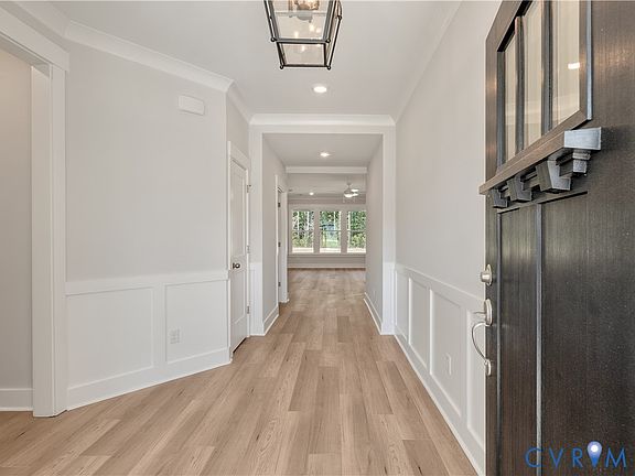 2nd image of 5758 Stingray Point Blvd