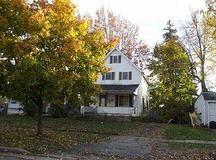 2nd image of 358 12th St