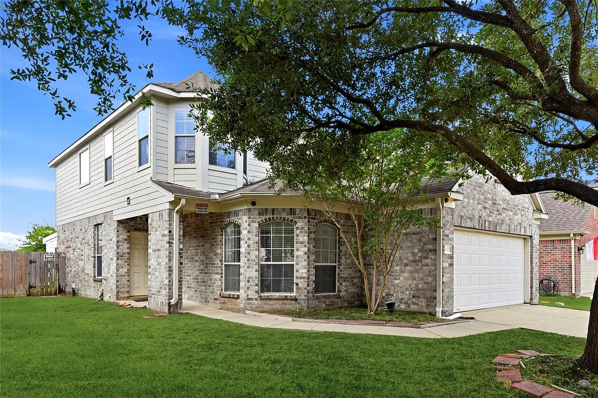 Building Photo - 18427 Grove Brook Ln