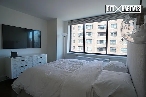 Rented by Citi Habitats | media 38