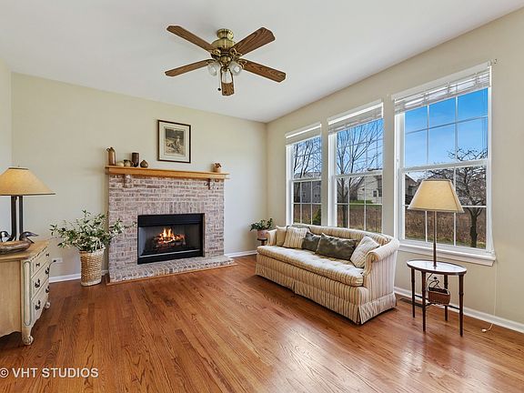 4th image of 2278 Carillon Dr