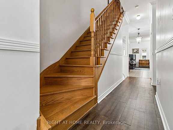 2nd image of 116 Nasir Cres