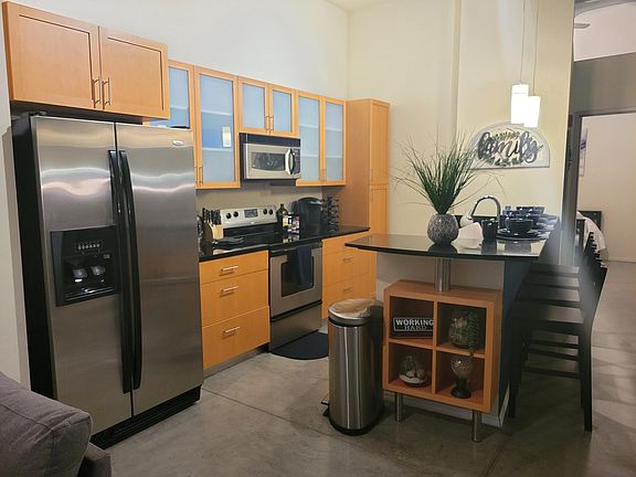 2nd image of 1136 Washington Ave Unit 212