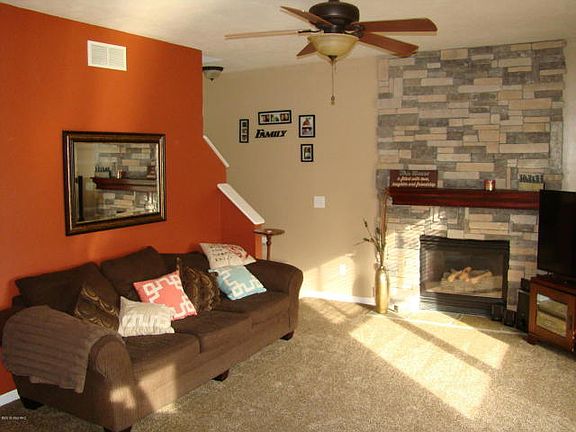 2nd image of 4201 Courtney St