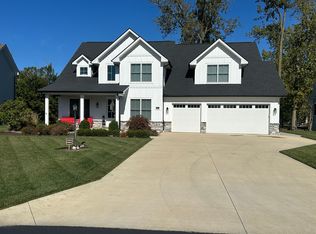 5031 E Blue Teal Dr, Port Clinton, OH 43452