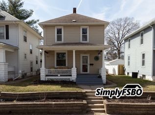 1179 26th St #A, Moline, IL 61265