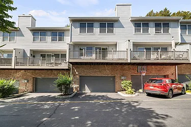 473 Undercliff Avenue