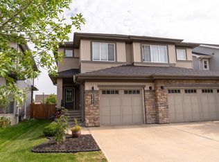 8589 Cushing Pl SW, Edmonton, AB T6W3R4