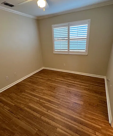 1900 Fallbrook Ln — Photo 25