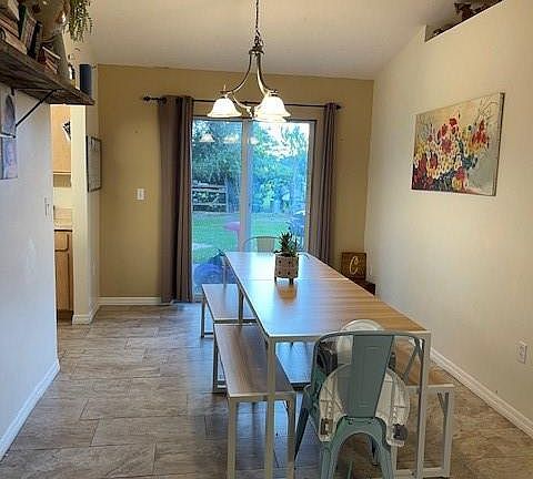 4th image of 272 Briar Ln