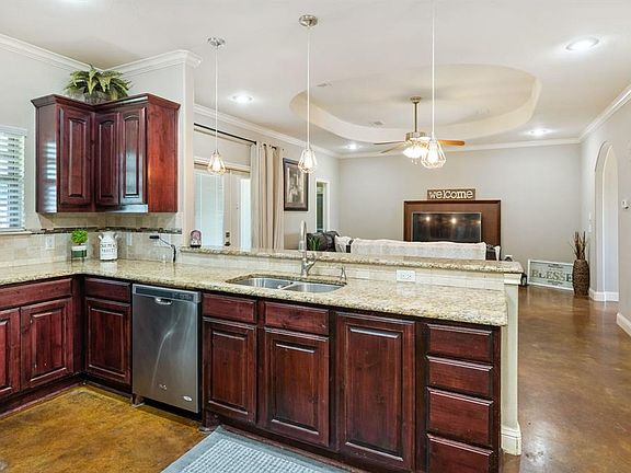 3rd image of 211 S Andrea Dr