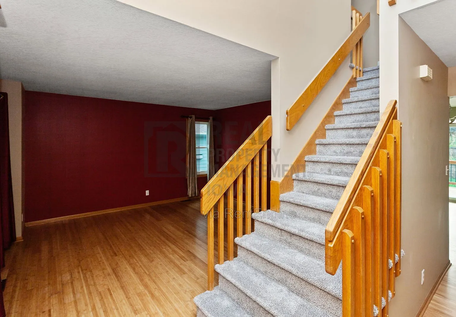 4 bed, 3.0 bath, 2407 sqft, $2,495 — Photo 2