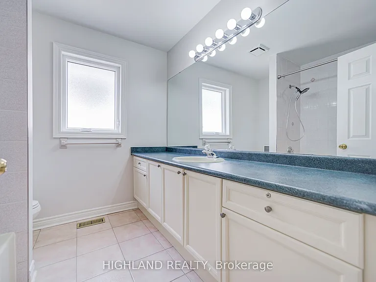 1472 Bayshire Dr — Photo 38