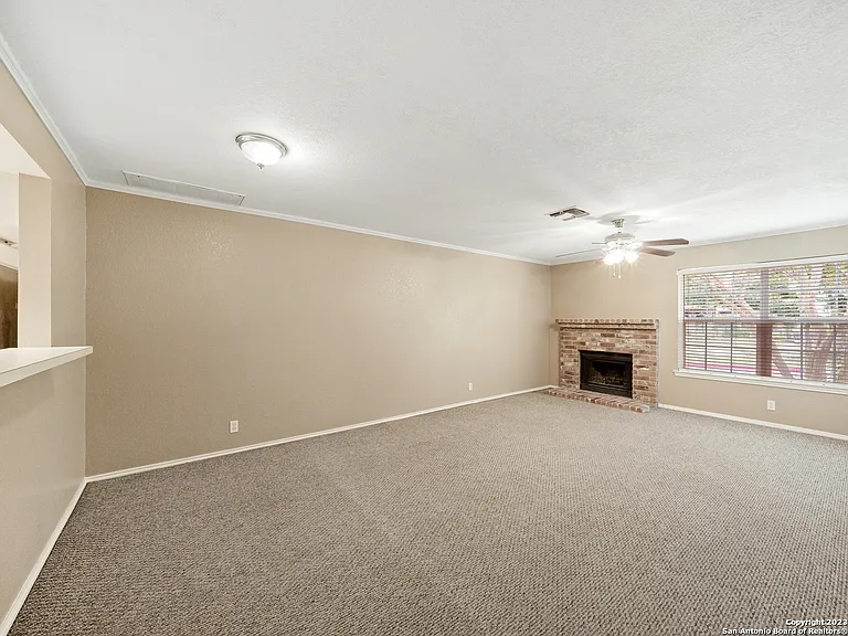 11610 Vance Jackson Rd #413 — Photo 3