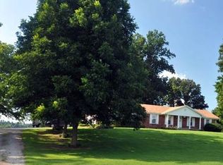 2316 Bush Rd, Cadiz, KY 42211