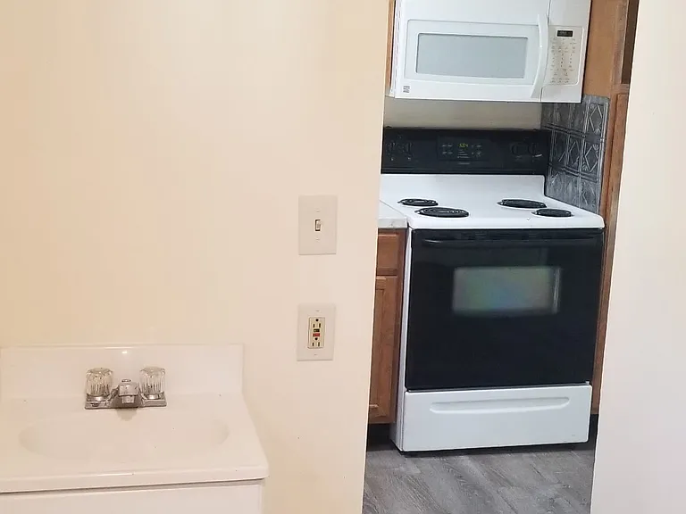 laundry room to kitchen