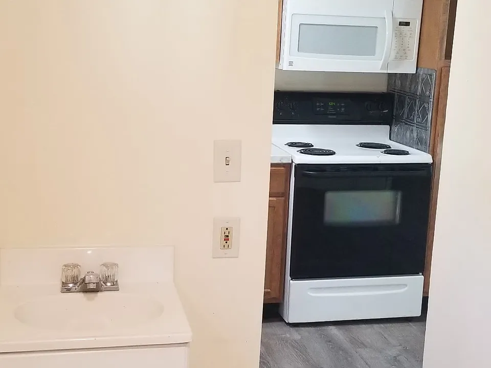 laundry room to kitchen