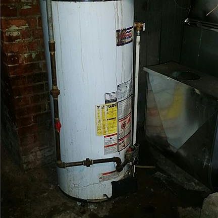 4th image of 308 Grider St