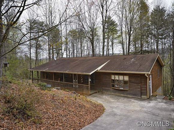 1st image of 20 Forge Dr