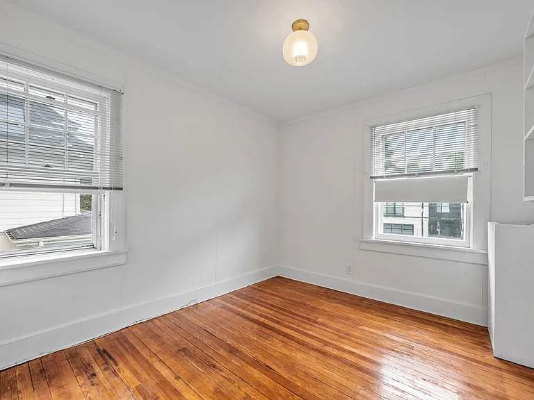 133 Highwood Ave — Photo 23