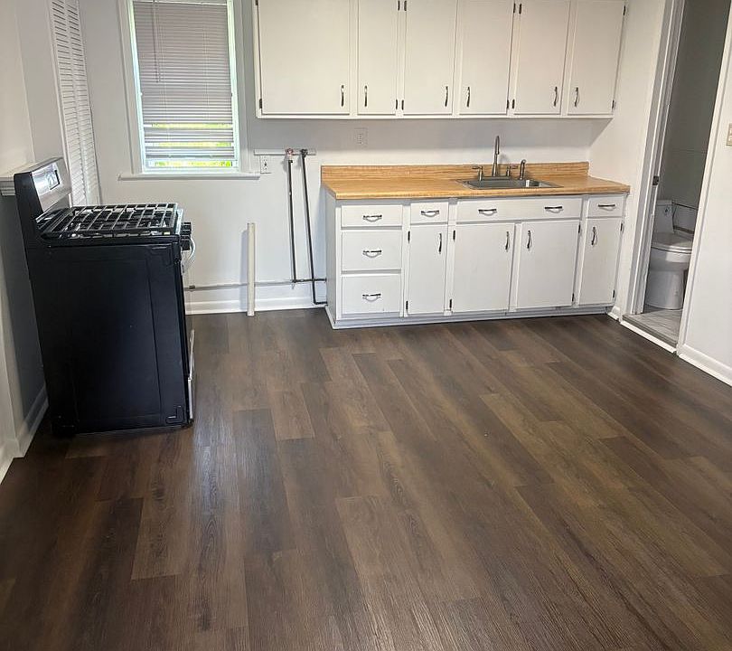 1st image of 2317 4th Ave APT 2