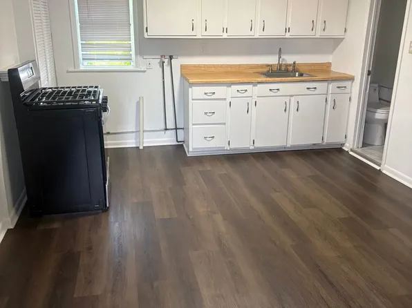 2317 4th Avenue, 2317 4th Ave APT 2, Watervliet, NY 12189