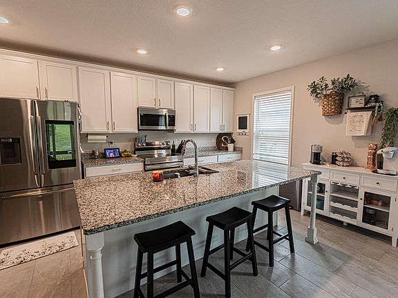 5th image of 10782 SW Vasari Way