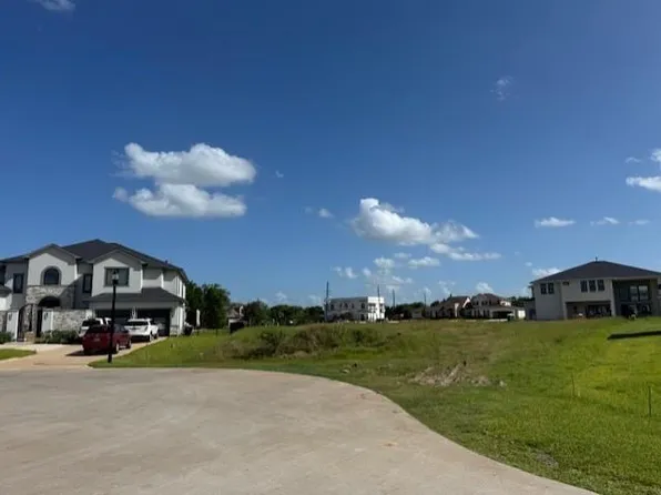 8710 Channing Ct, Richmond, TX 77469