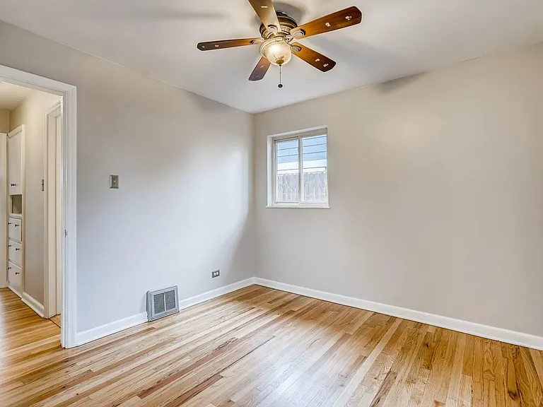 2932 Ivanhoe St — Photo 15