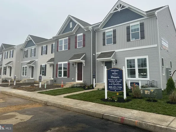 21 Whitaker Ct, Millville, NJ 08332