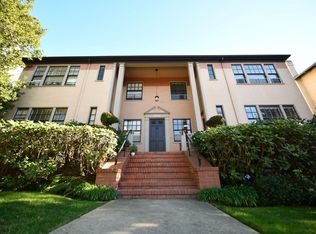 354 Warwick Ave #A, Oakland, CA 94610